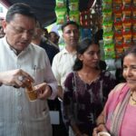 धामी-ने-लोकल-फॉर-वोकल-को-दिया-बढ़ावा-मेलाघाट.jpeg