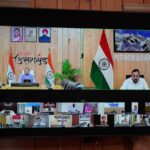 ने-समस्त-जिलाधिकारियों-के-साथ-की-वर्चुअल-बैठक.jpeg