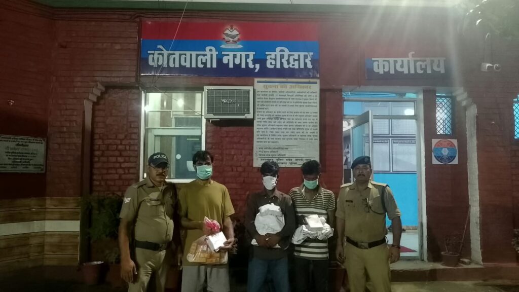 पुलिस-की-अपराधिक-व्यक्तियों-के-खिलाफ-लगातार-कार्यवाही-जारी.jpeg