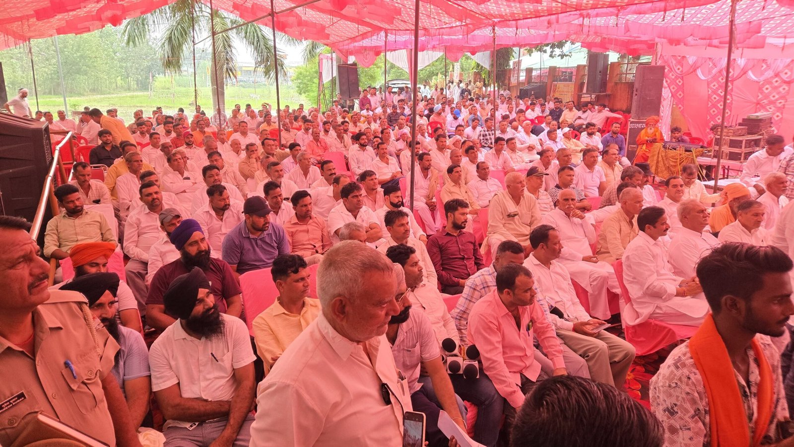 मंत्री सतपाल महाराज ने खानपुर में जलभराव क्षेत्रों के