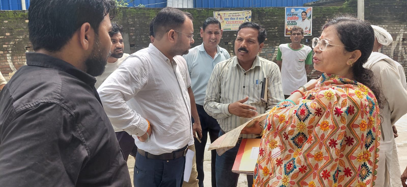 पाठशाला इब्राहिमपुर की भूमि से हटाया गया अवैध अतिक्रमण
