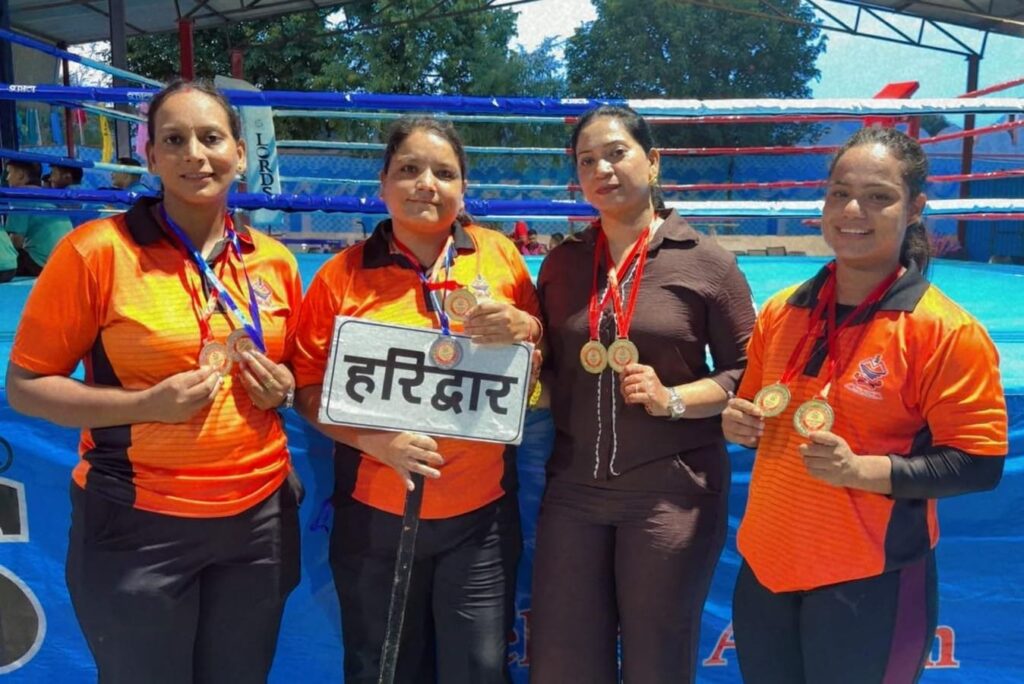 बॉडी-बिल्डिंग-व-आर्म-कुश्ती-में-जनपद-हरिद्वार-पुलिस.jpeg