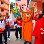 मंत्री-रेखा-आर्य-ने-हरकी-पैड़ी-से-उठाई-कांवड़.jpeg