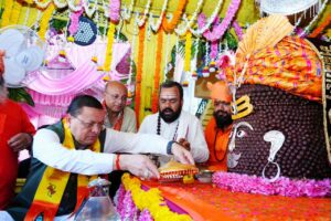 महादेव-की-भव्य-शोभायात्रा-में-शामिल-हुए-मुख्यमंत्री-श्री.jpeg