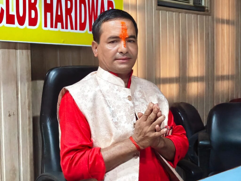में-नेता-प्रतिपक्ष-राहुल-गांधी-से-मिलेंगे-सारे-काम.jpg
