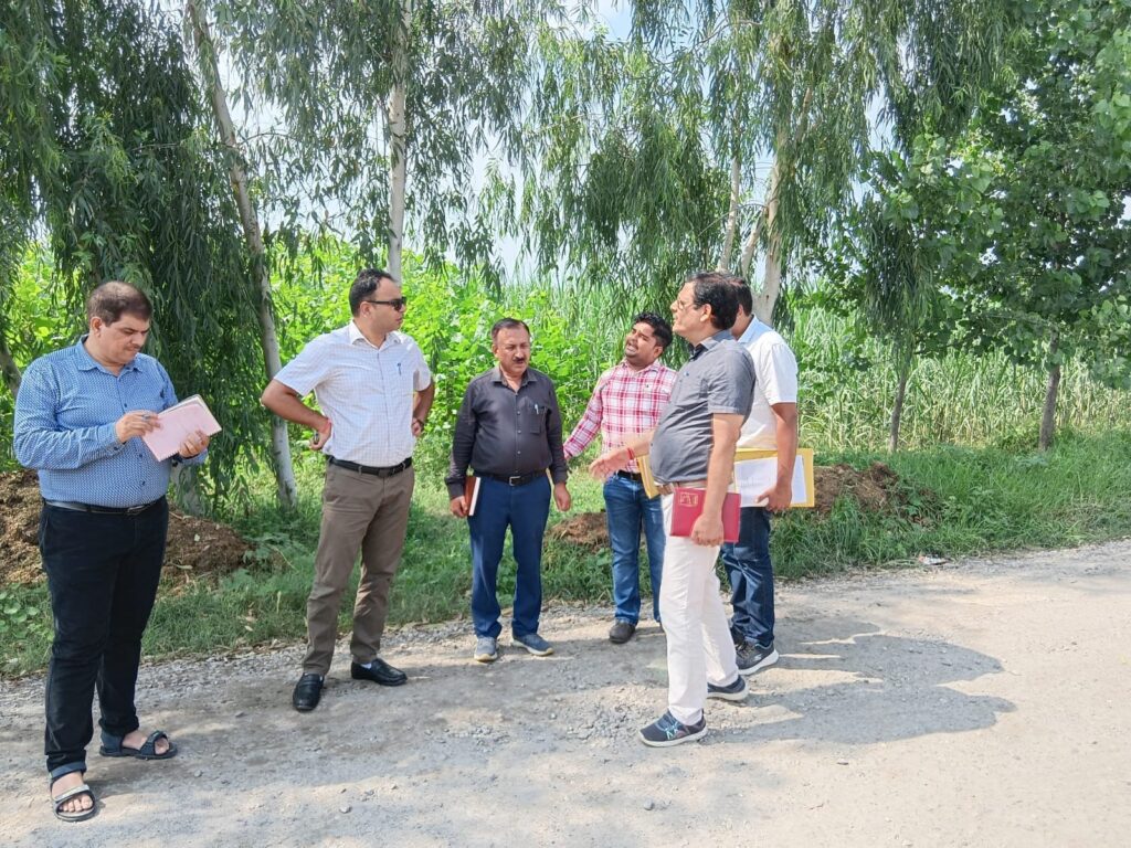 मेला-तैयारियों-के-तहत-सड़कों-एवं-बस-अड्डों-के.jpeg