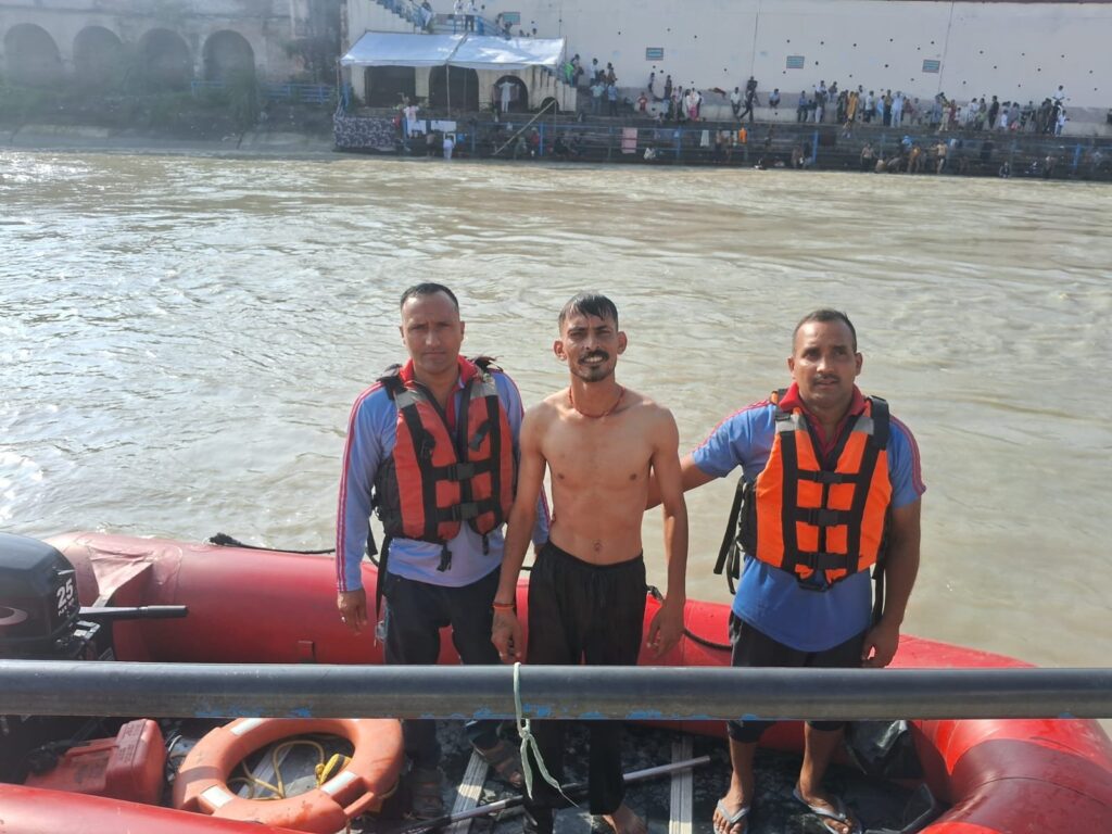 मेले-को-सकुशल-संपन्न-कराने-में-जुटी-हरिद्वार-पुलिस.jpg