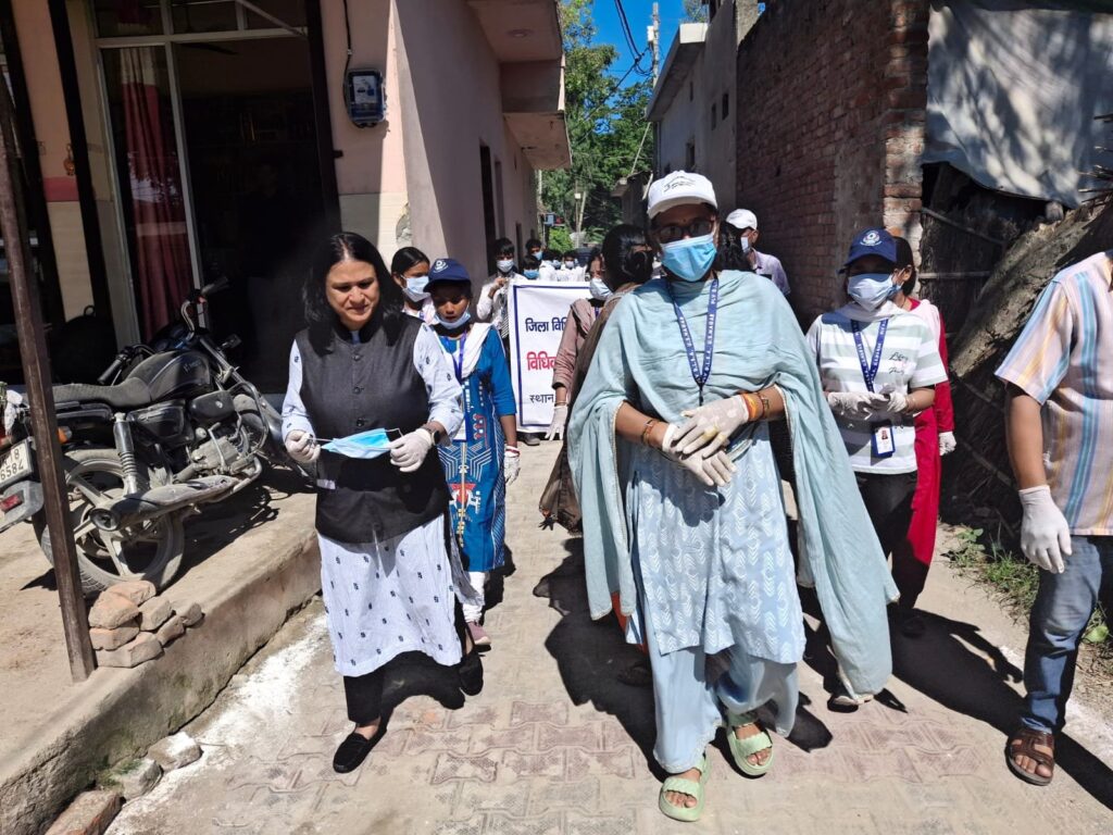 युवा-दिवस-के-उपलक्ष्य-में-गुलरभोज-गदरपुर-में-साइबर.jpeg