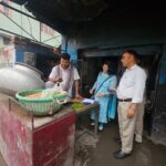 विभाग-एवं-खाद्य-विभाग-की-टीम-के-साथ-सुल्तानपुर.jpeg