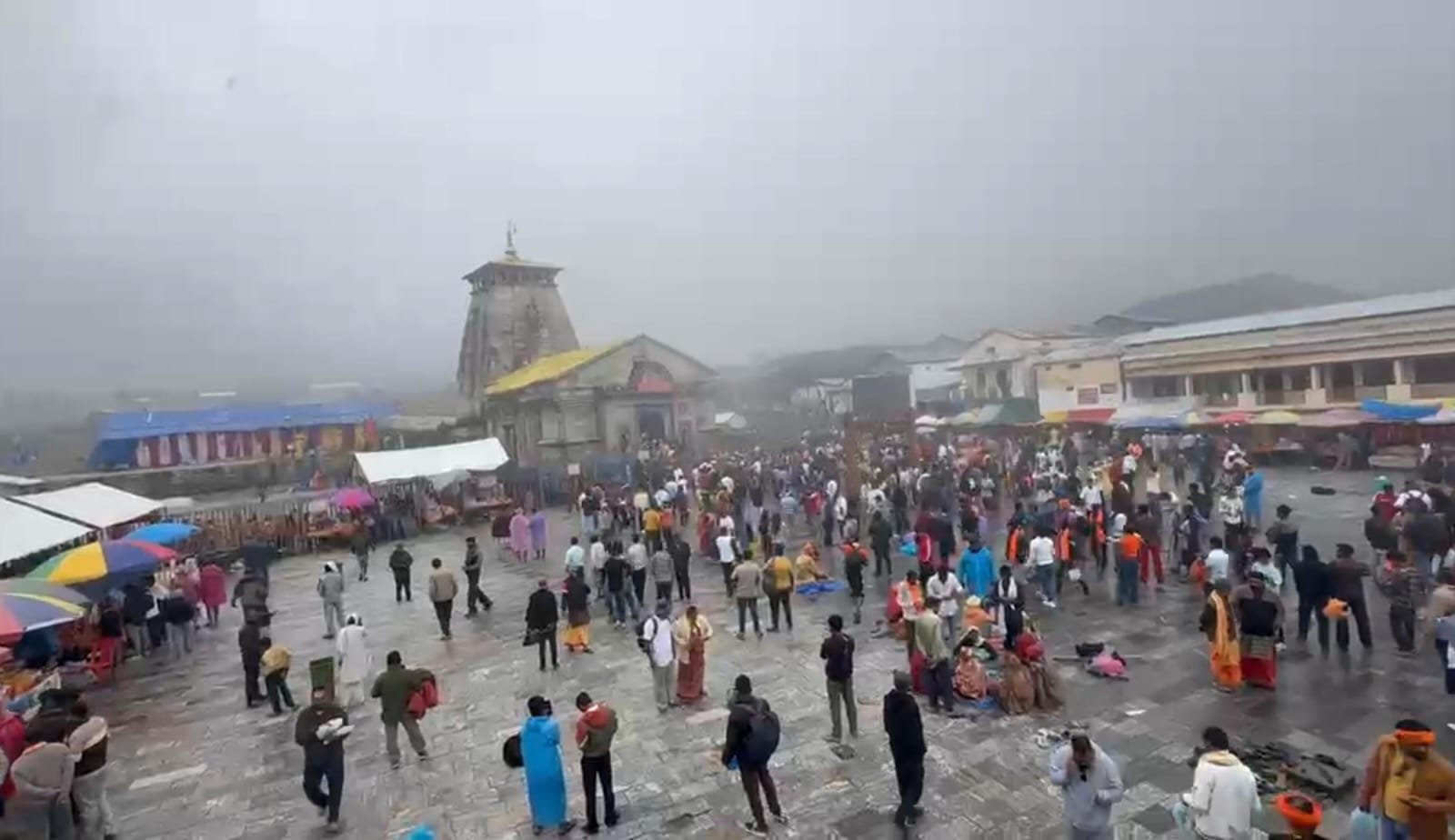 के अंतिम सोमवार को बाबा केदार के दर्शन के