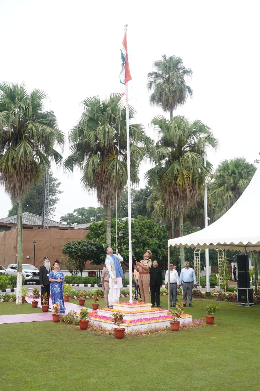 श्री-धामी-ने-80वें-स्वतंत्रता-दिवस-के-अवसर-पर.jpeg