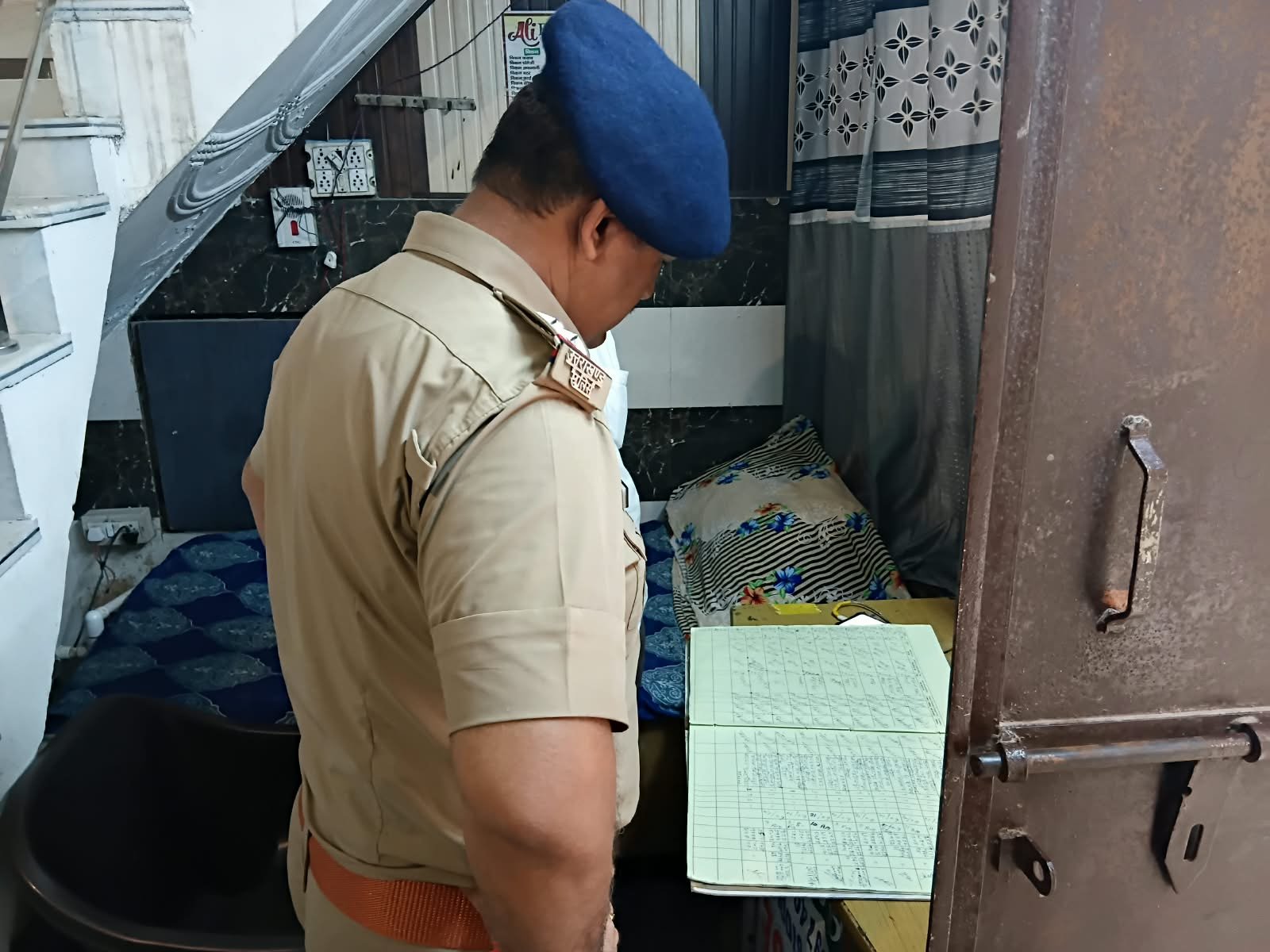 1788455804 393 आपराधिक तत्वों के पेंच कसने के लिए एसएसपी नवनीत सिंह
