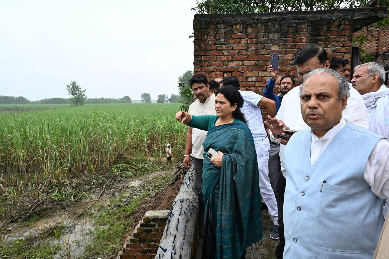 1788692610 523 लक्सर में आपदा प्रबंधन समीक्षा बैठक सम्पन्न उपाध्यक्ष विनय रुहेला