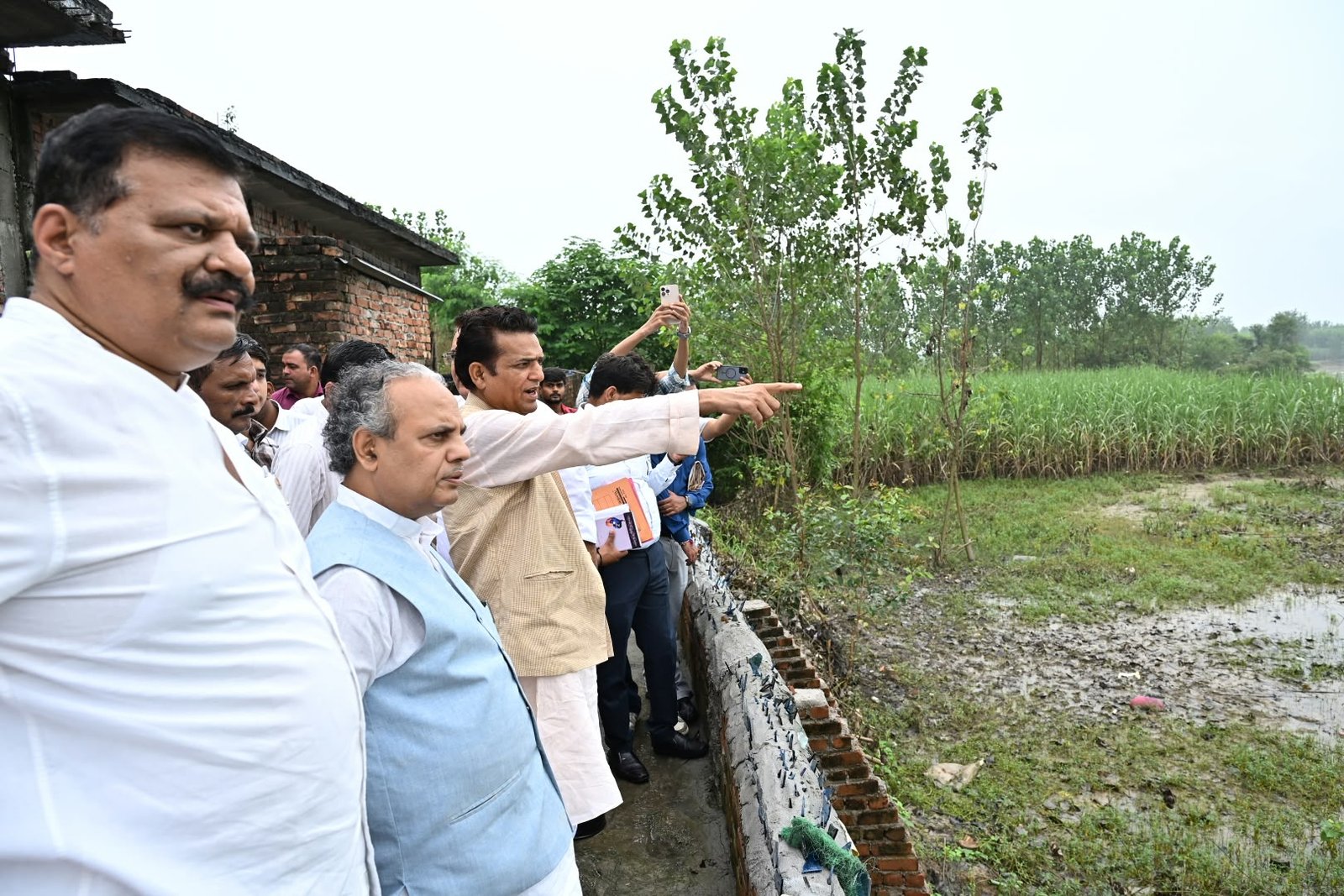 1788692610 557 लक्सर में आपदा प्रबंधन समीक्षा बैठक सम्पन्न उपाध्यक्ष विनय रुहेला
