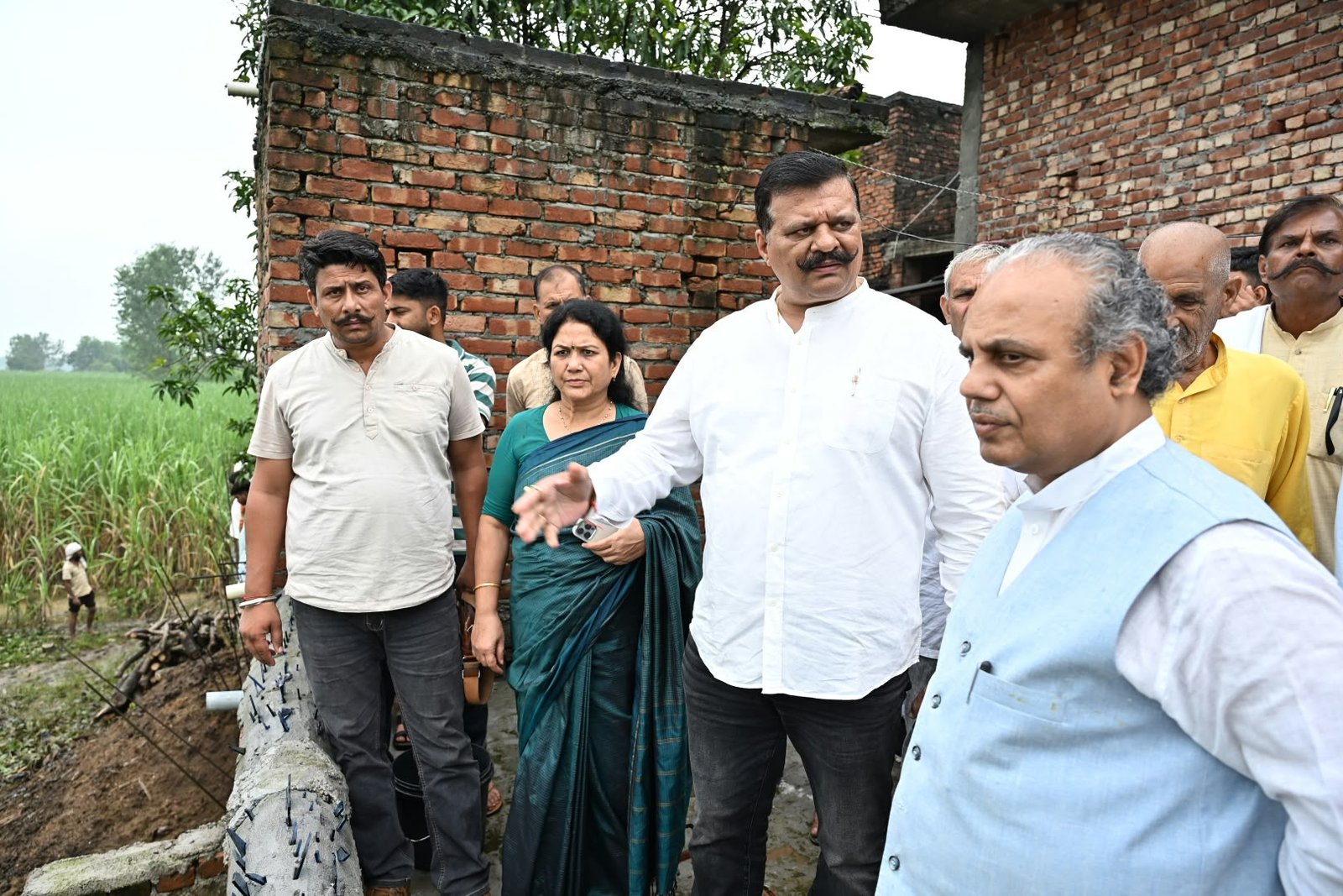 1788692610 854 लक्सर में आपदा प्रबंधन समीक्षा बैठक सम्पन्न उपाध्यक्ष विनय रुहेला