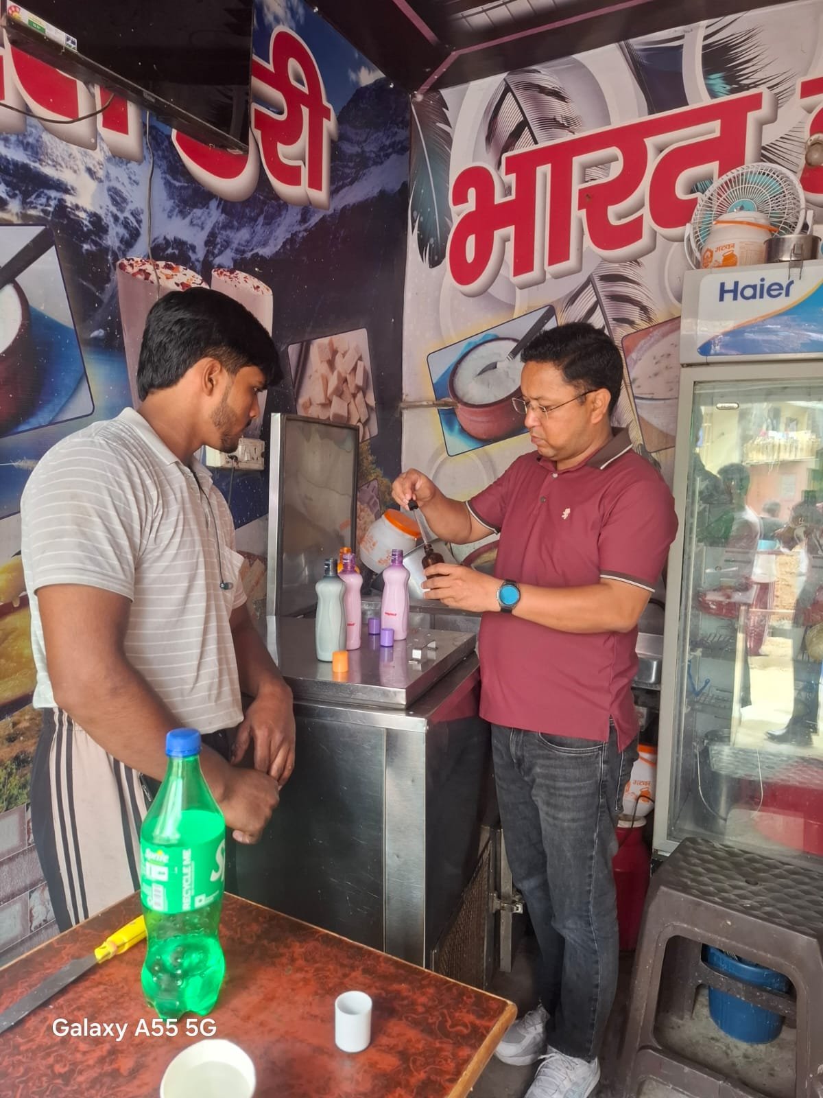 1788793255 1 खाद्य संरक्षा एवं औषधि प्रशासन विभाग की टीम ने हरिद्वार