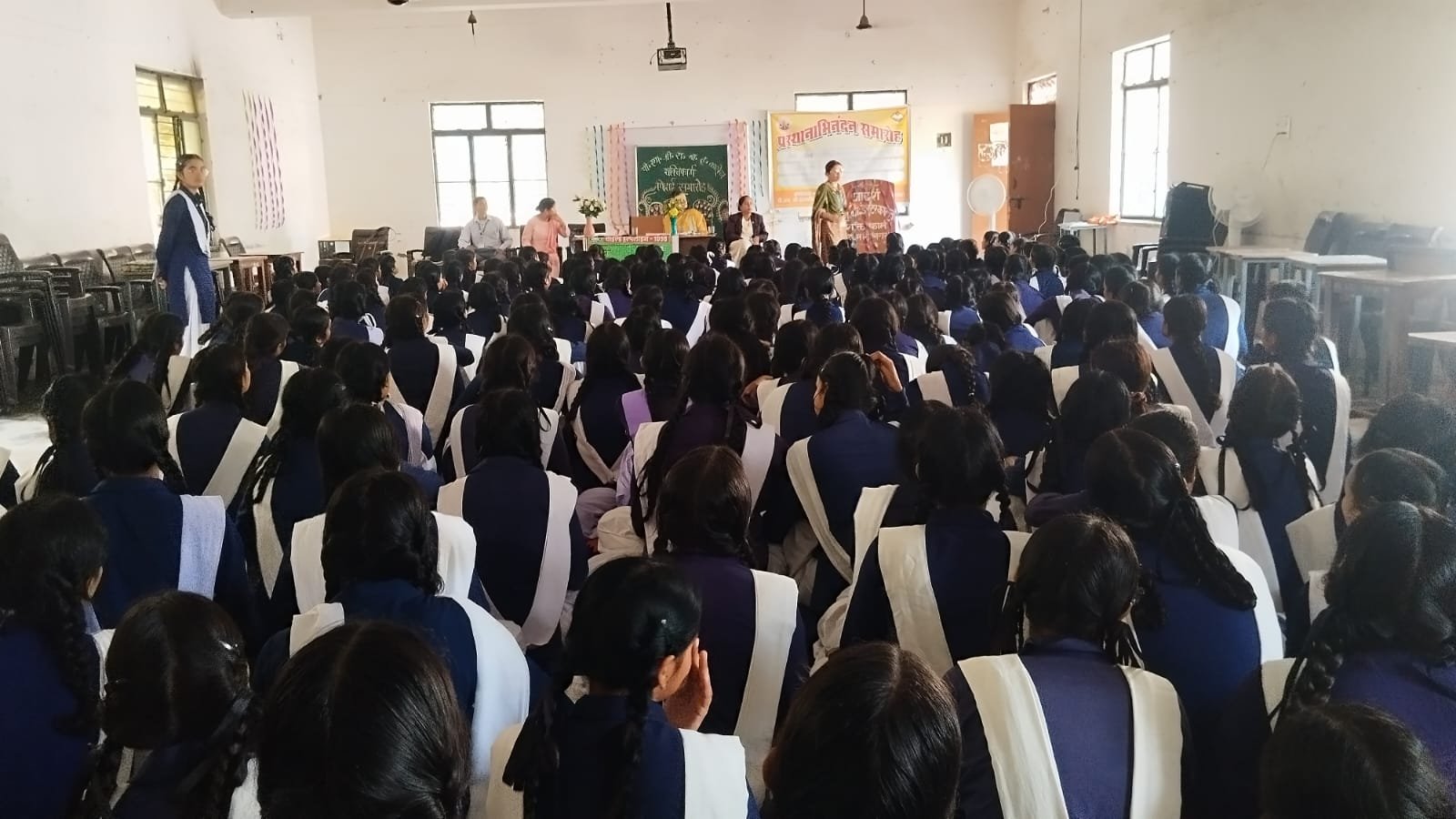 अटल उत्कर्ष राजकीय बालिका इंटर कॉलेज शक्तिफार्म जिला उधम सिंह नगर में जागरूकता अभियान चलाया 3 1788885146 954 अटल उत्कर्ष राजकीय बालिका इंटर कॉलेज शक्तिफार्म जिला उधम सिंह