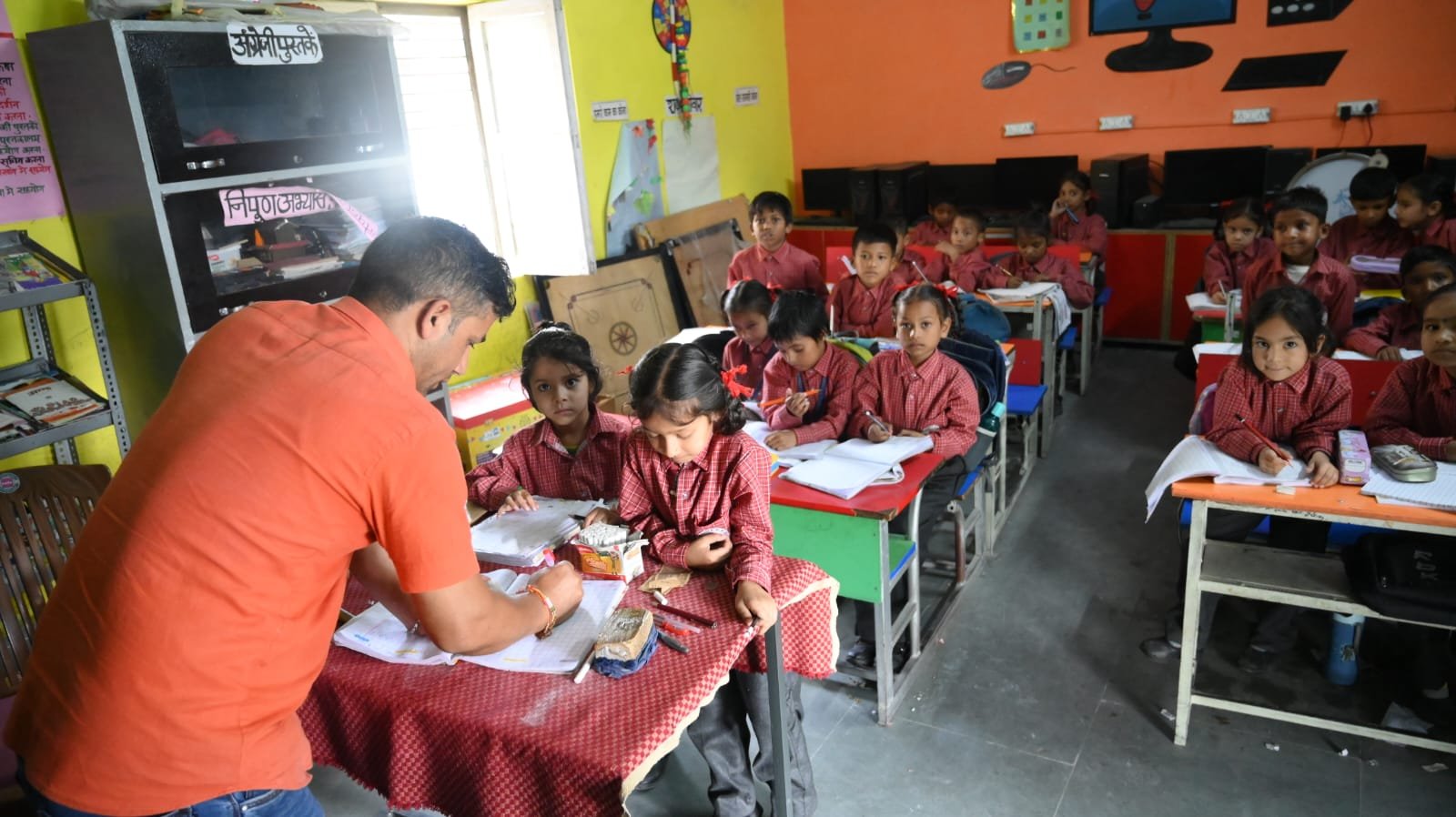 1789227770 162 ‎स्मार्ट कक्षाओं से खेल मैदान तक ढुंगीधार स्कूल में निखर