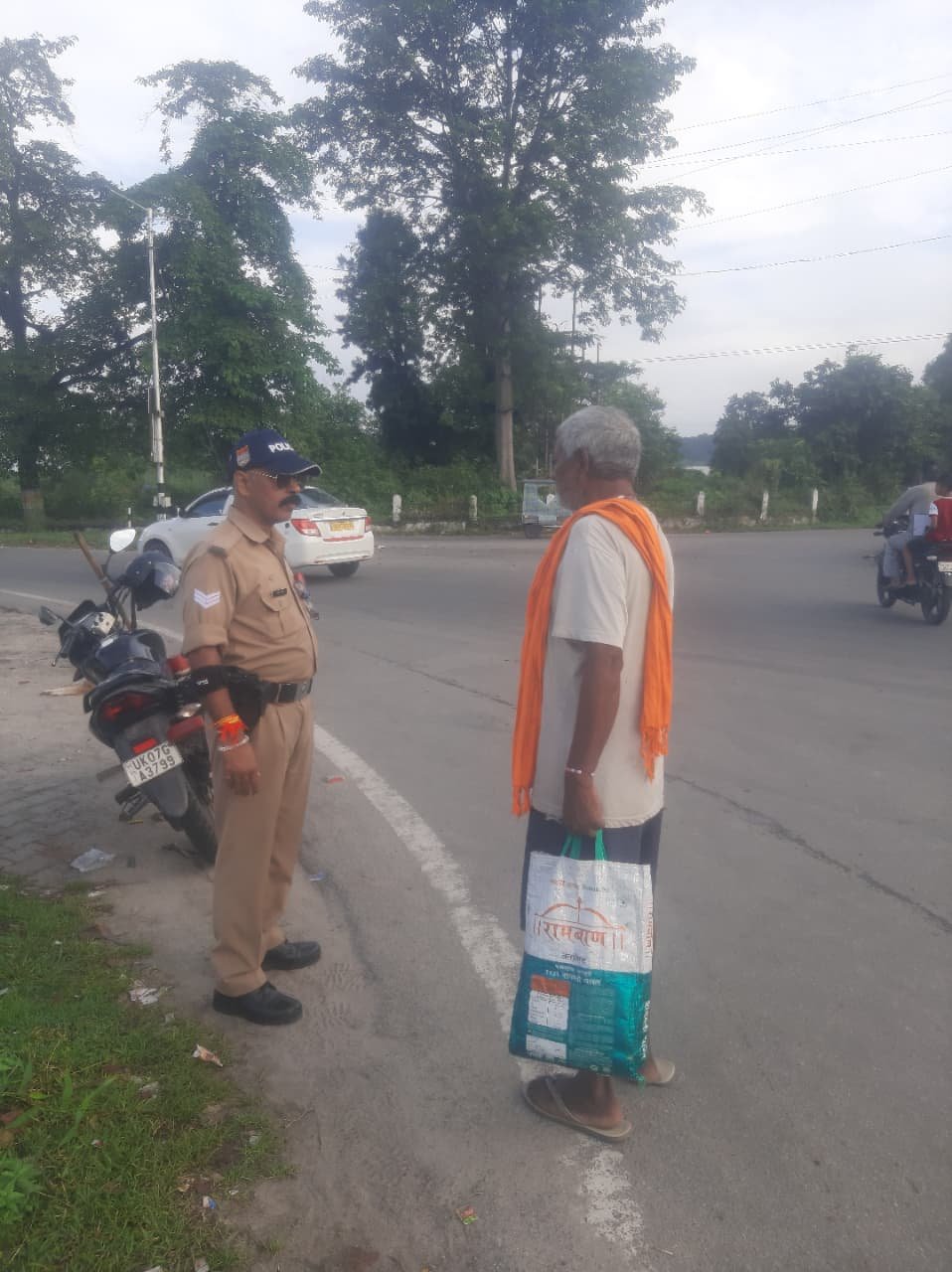 1789315284 793 सुबह सुबह जिलेभर में शुरू हुआ हरिद्वार पुलिस का सत्यापन अभियान