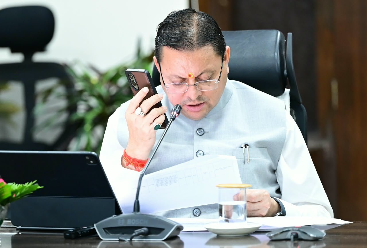 1789400209 152 सीएम हेल्पलाइन पर प्राप्त जन शिकायतों का समयबद्ध एवं संतोषजनक