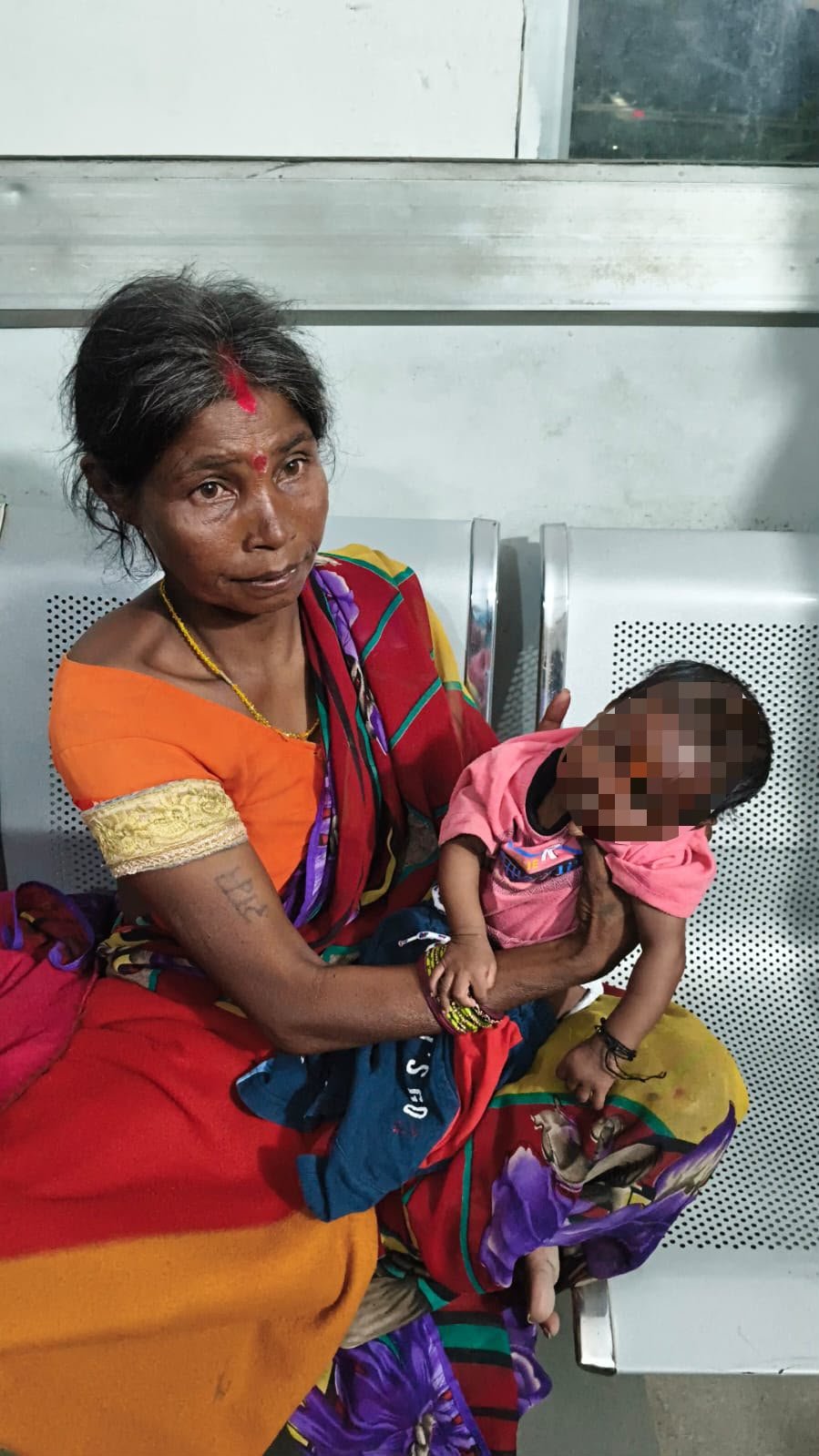 1789579399 812 18 घंटे में 20 दिन की दूधमुंही बच्ची सकुशल बरामद