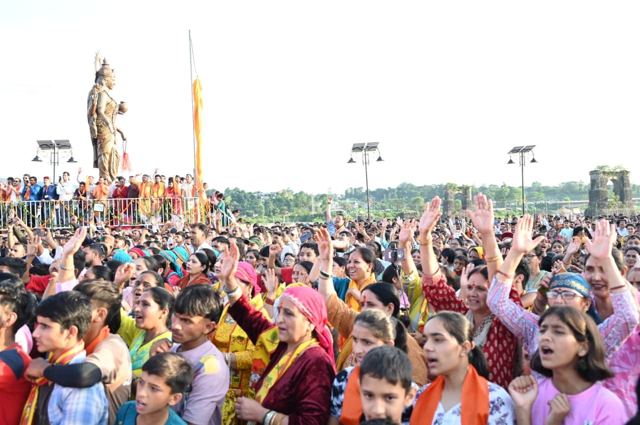 1789694030 607 हरिपुर कालसी में गूंजा माँ यमुना का जयघोष मुख्यमंत्री धामी