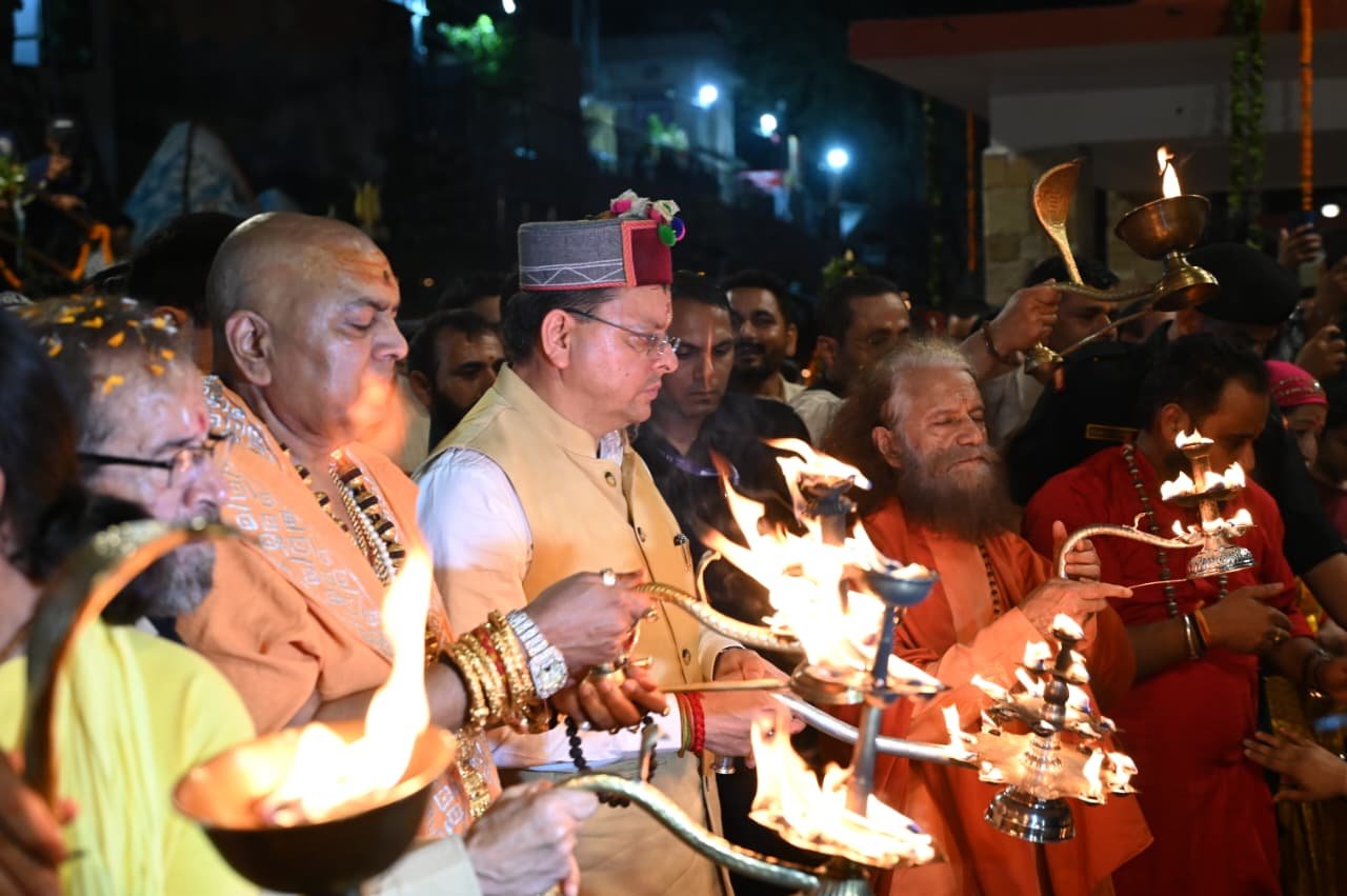 1789694030 932 हरिपुर कालसी में गूंजा माँ यमुना का जयघोष मुख्यमंत्री धामी