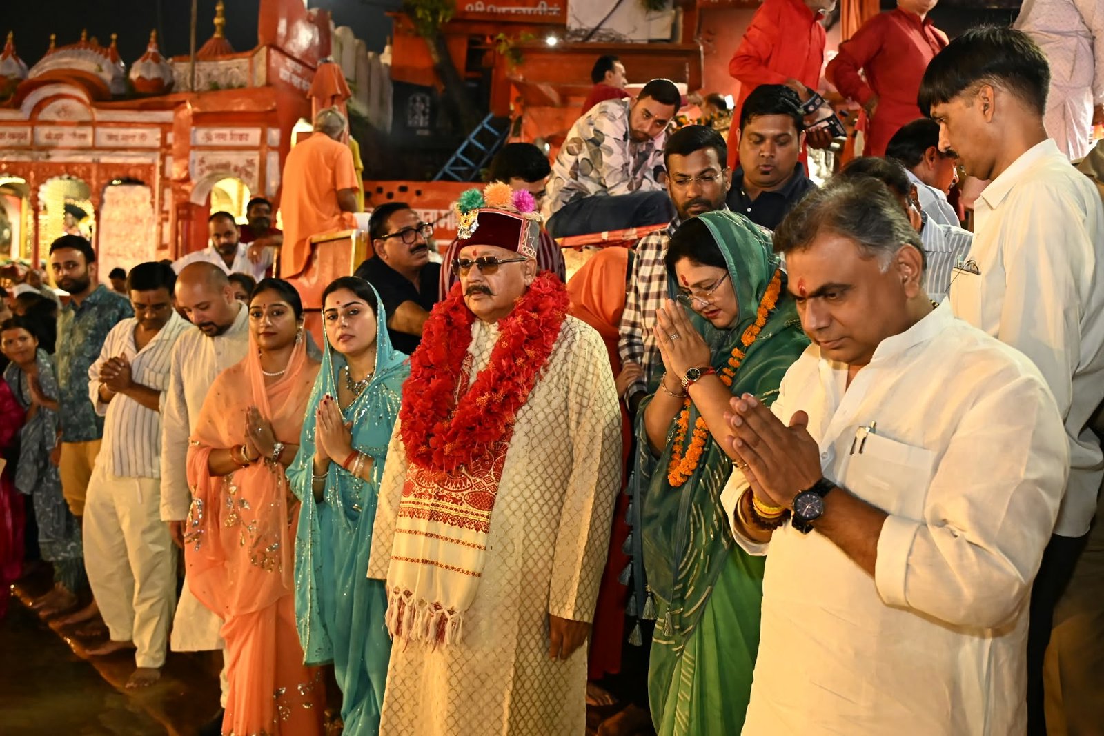 1789694250 206 तीर्थ नगरी हरिद्वार के ब्रह्मकुंड हर की पौड़ी में मा