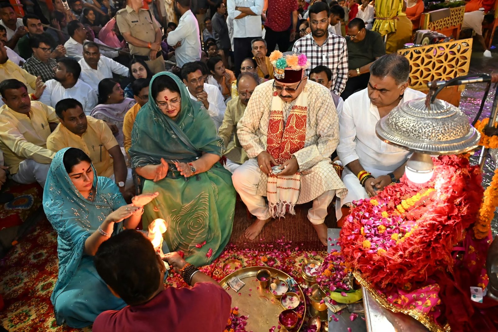 1789694251 808 तीर्थ नगरी हरिद्वार के ब्रह्मकुंड हर की पौड़ी में मा
