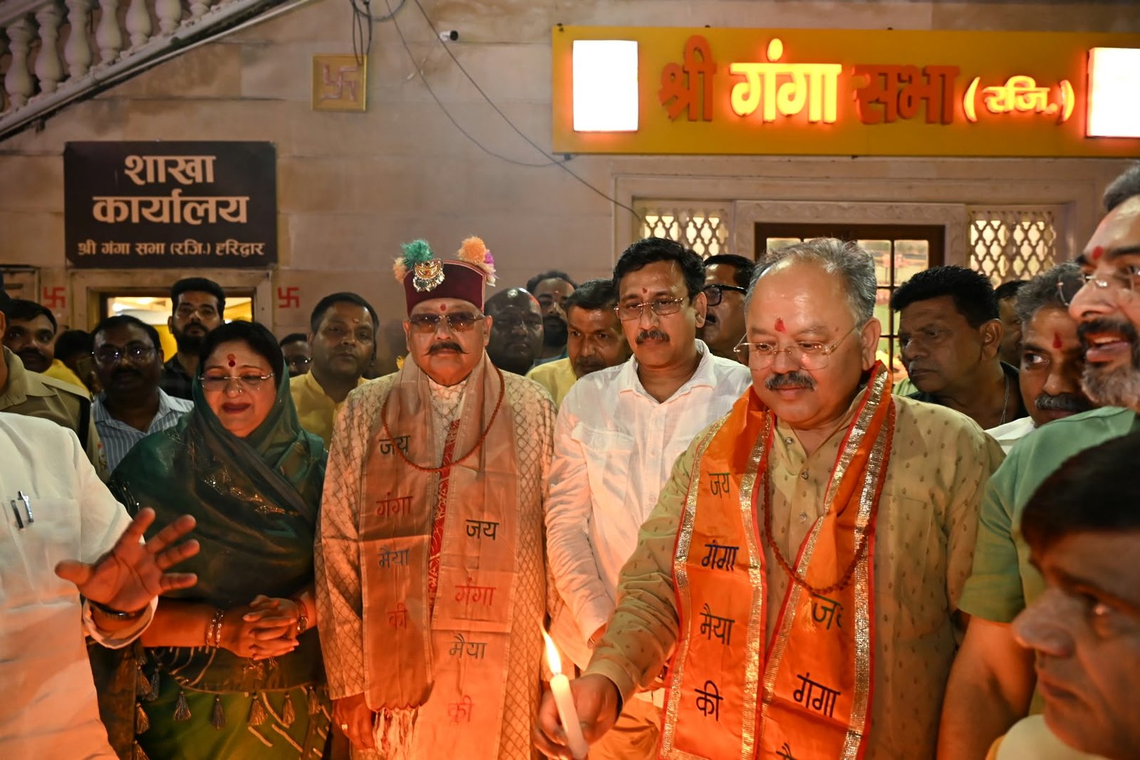 1789694251 816 तीर्थ नगरी हरिद्वार के ब्रह्मकुंड हर की पौड़ी में मा