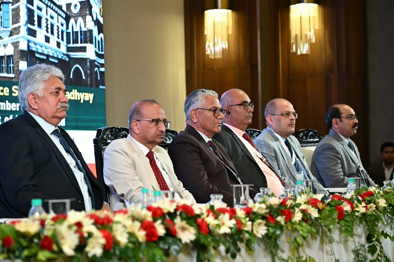 राज्य स्तरीय हितधारक परामर्श : “किशोर न्याय (बालकों की देखरेख एवं संरक्षण) अधिनियम, 2015 : क्रियान्वयन के एक दशक की समीक्षा एवं भावी दिशा 3 1789910917 835 राज्य स्तरीय हितधारक परामर्श किशोर न्याय बालकों की देखरेख