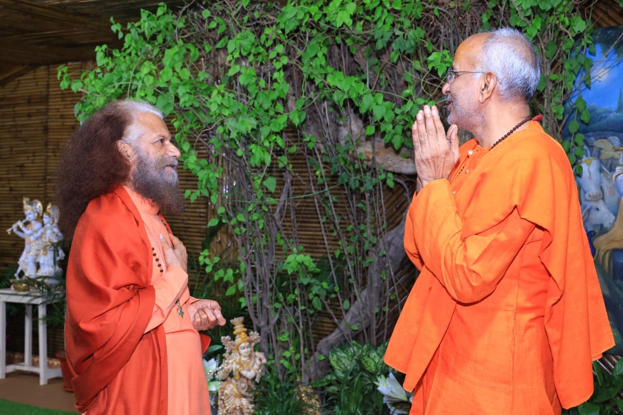 1789916479 292 परमार्थ पीठाधीश्वर पूज्य स्वामी चिदानन्द सरस्वती जी ‘श्री रामकिंकर भारत