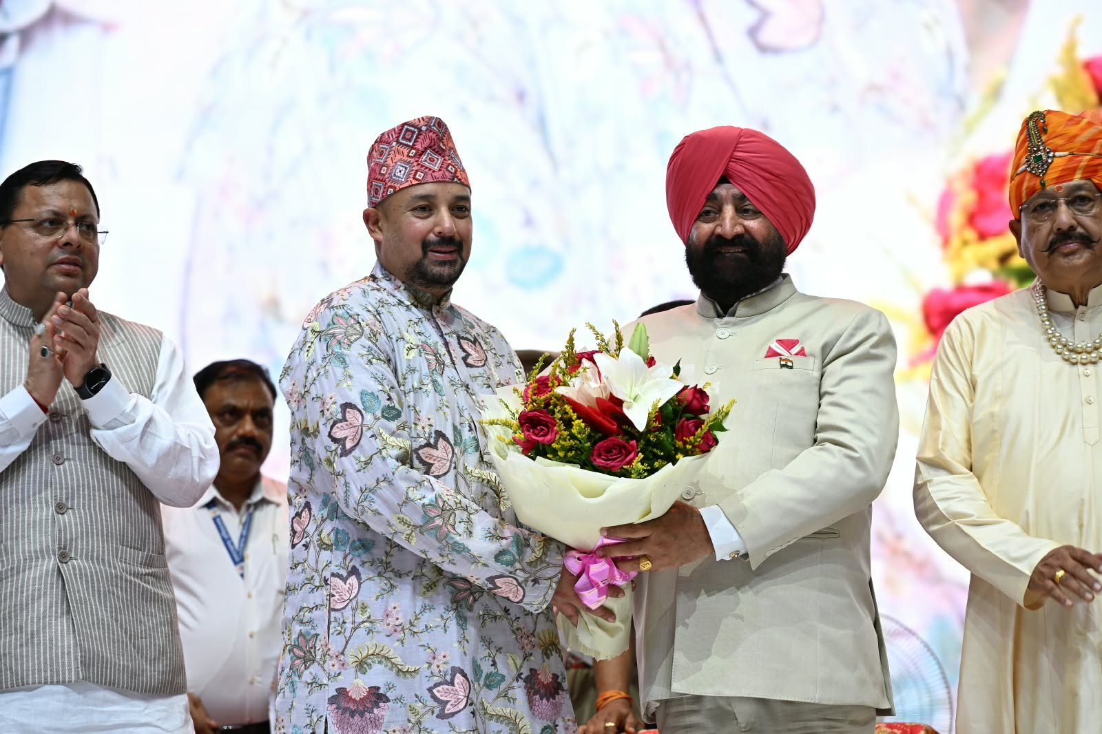 सीएम धामी शामिल हुए कैबिनेट मंत्री श्री सतपाल महाराज के जन्मदिवस समारोह में 4 1790010866 178 सीएम धामी शामिल हुए कैबिनेट मंत्री श्री सतपाल महाराज के