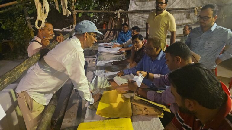 1790089126_953_मुख्यमंत्री-ने-प्रदान-की-विभिन्न-विकास-योजनाओं-एवं-निर्माण-कार्यों.jpg
