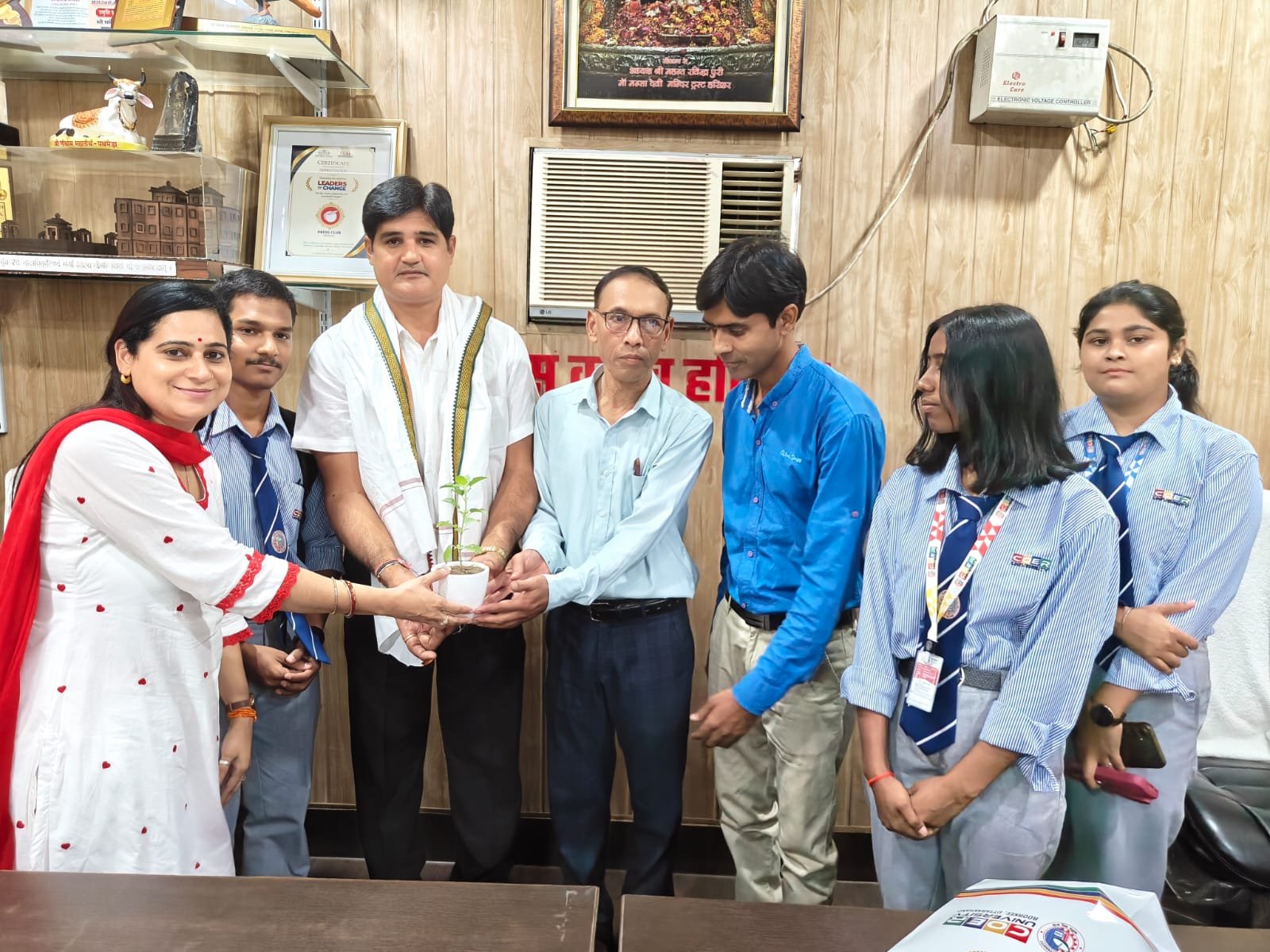 1790163051 552 राज्यसभा सांसद डाकल्पना सैनी ने प्रेस क्लब में सौर ऊर्जा