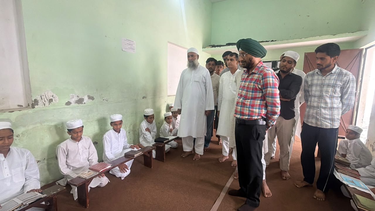 1790248069 171 अल्पसंख्यक शिक्षा प्राधिकरण के अध्यक्ष डॉ सुरजीत सिंह गांधी ने