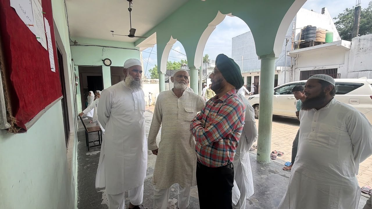 1790248069 704 अल्पसंख्यक शिक्षा प्राधिकरण के अध्यक्ष डॉ सुरजीत सिंह गांधी ने