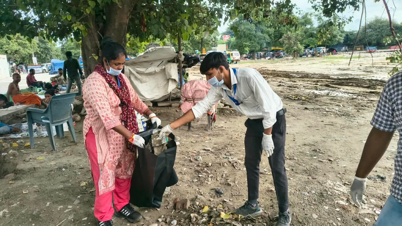 1790332186 479 रोडी बेलवाल के रावण मैदान में चला स्वच्छता अभियान 45