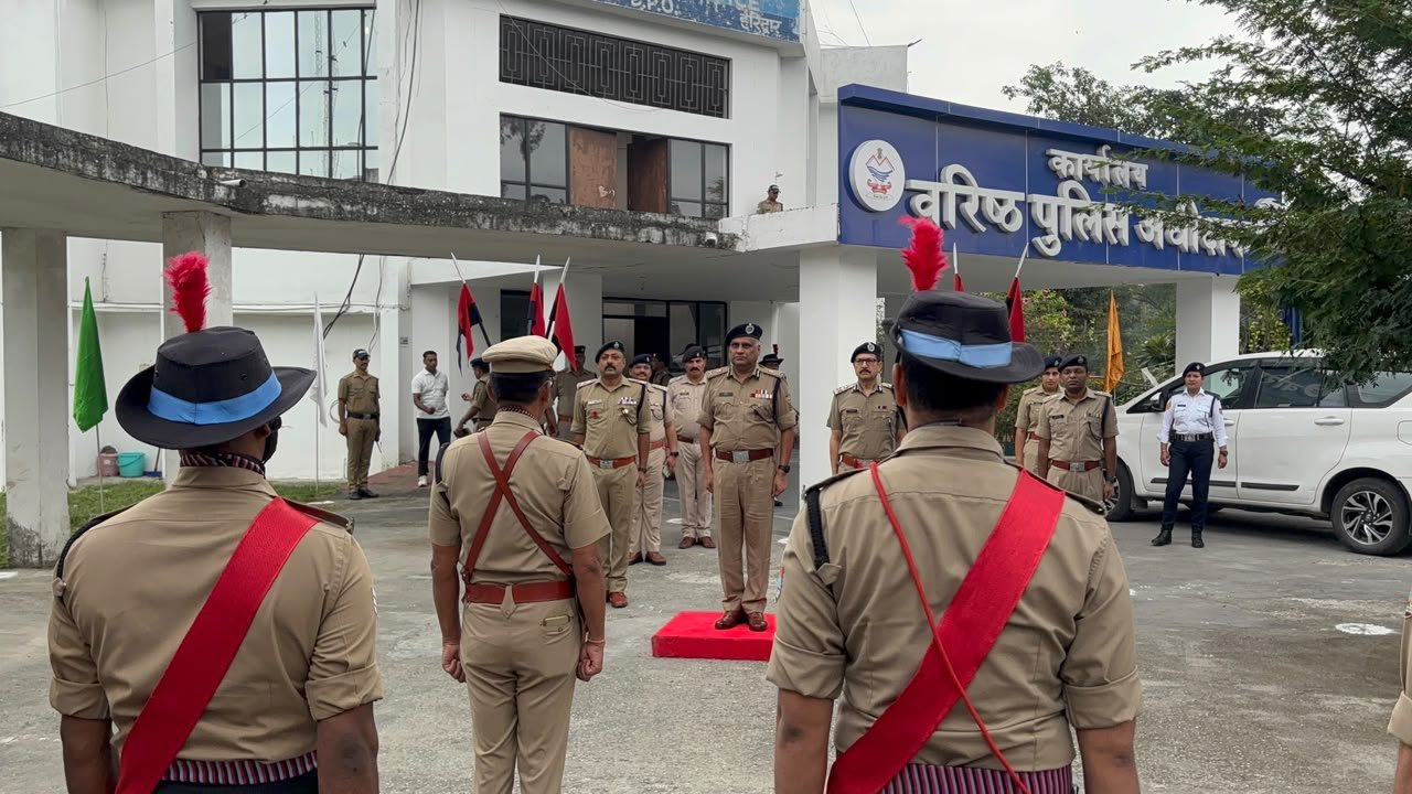 1790349818 910 कुम्भ मेला की तैयारियों का जायजा लेने हरिद्वार पहुंचे एडीजी