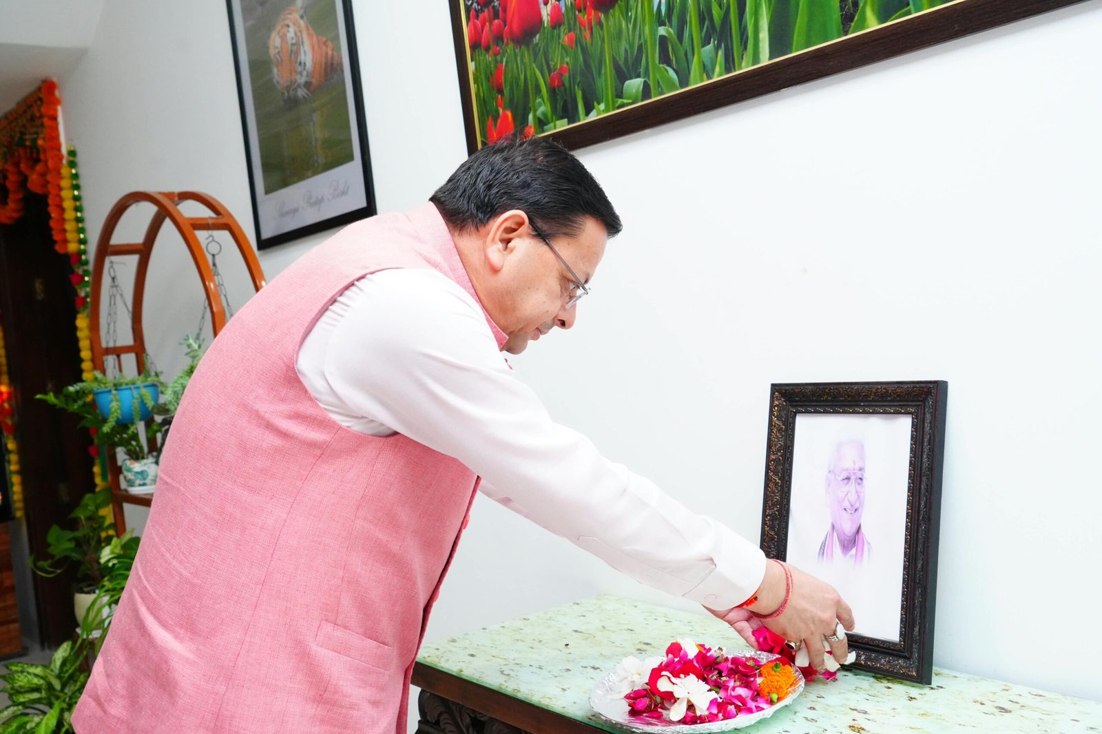 1790507685 185 मुख्यमंत्री ने स्वर्गीय अशोक सिंघल की जन्म शताब्दी पर उनके