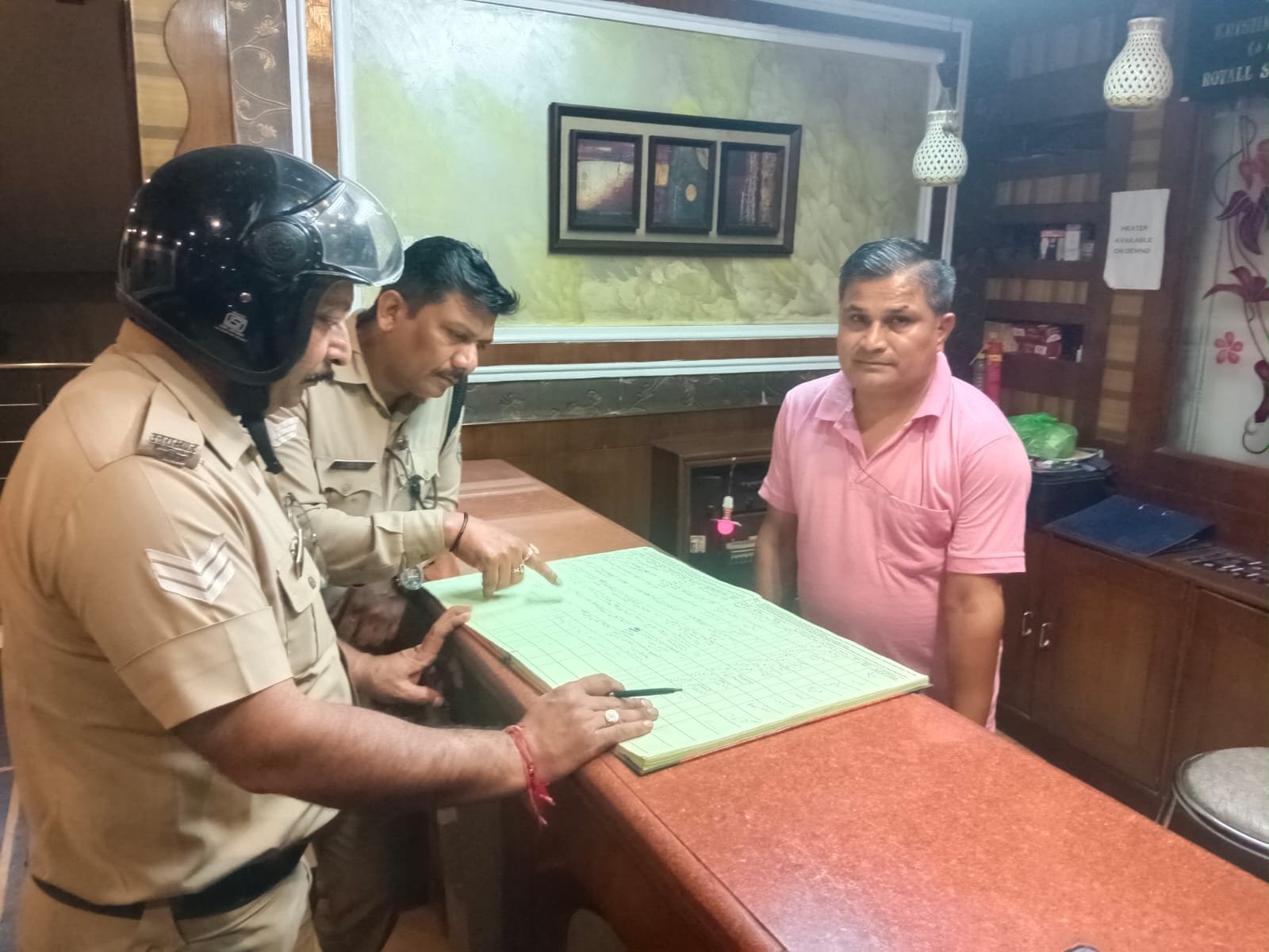 1790653354 259 SSP हरिद्वार के निर्देश पर पुलिस का सख्त अभियान