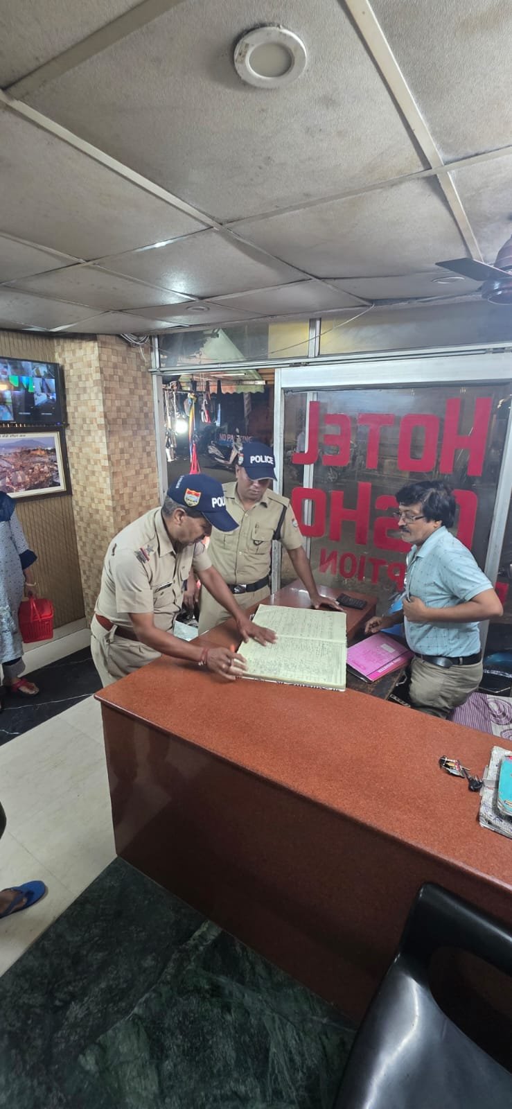 1790653354 328 SSP हरिद्वार के निर्देश पर पुलिस का सख्त अभियान