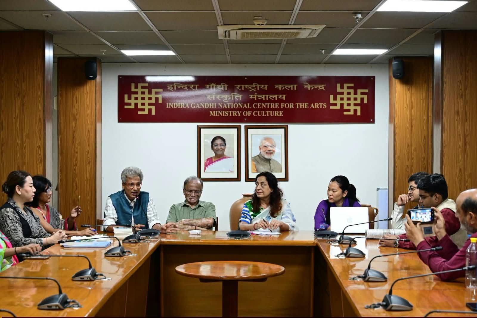 इंदिरा गांधी राष्ट्रीय कला केंद्र में 7वां नदी उत्सव नदियों की रक्षा के संकल्प के साथ संपन्न 4 1790739419 231 इंदिरा गांधी राष्ट्रीय कला केंद्र में 7वां नदी उत्सव नदियों