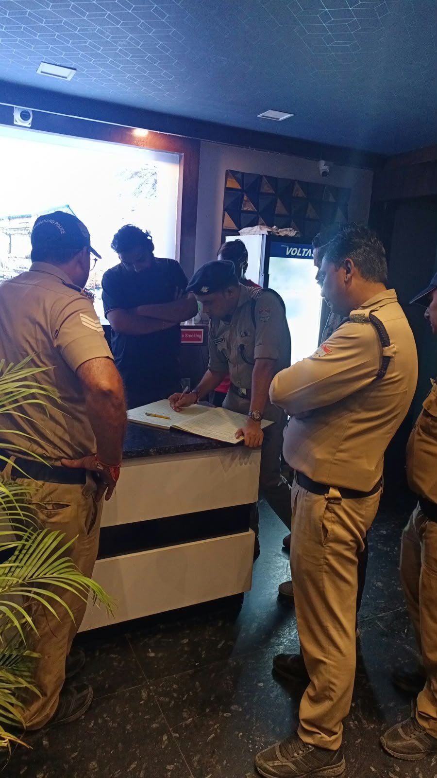 SSP हरिद्वार के निर्देश पर पुलिस का सख्त अभियान