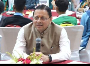 के-प्रश्न-पर-मुख्यमंत्री-ने-कार्यक्रम-के-दौरान-ही.jpg