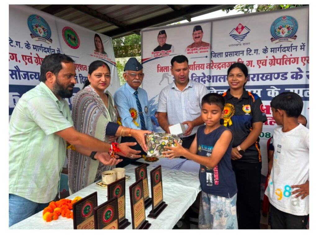खेल-मैदान-मुनि-की-रेती-में-अंडर-19-बालक-बालिका-ग्रैपलिंग.jpeg