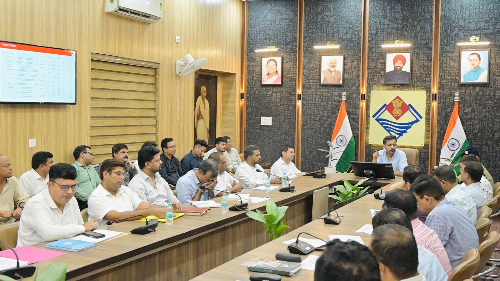 व जन सुविधा से समझौता नही गतिमान कार्य युद्धस्तर