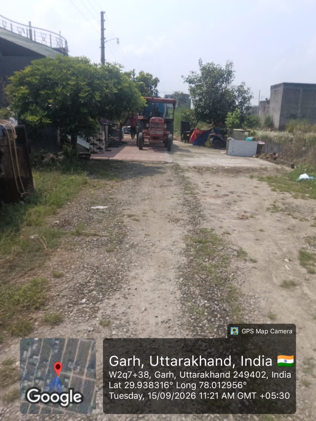 जिलाधिकारी मयूर दीक्षित के निर्देशन में सुमन नगर में जलभराव की निकासी का कार्य युद्धस्तर पर जारी, जिला प्रशासन लगातार कर रहा निगरानी 2 मयूर दीक्षित के निर्देशन में सुमन नगर में जलभराव