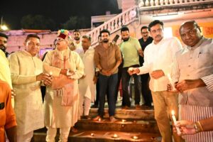 नगरी-हरिद्वार-के-ब्रह्मकुंड-हर-की-पौड़ी-में-मा.jpeg