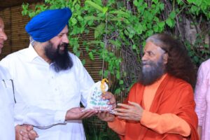 निकेतन-पहुँचे-राष्ट्रीय-अल्पसंख्यक-आयोग-के-माननीय-अध्यक्ष-श्री.jpg